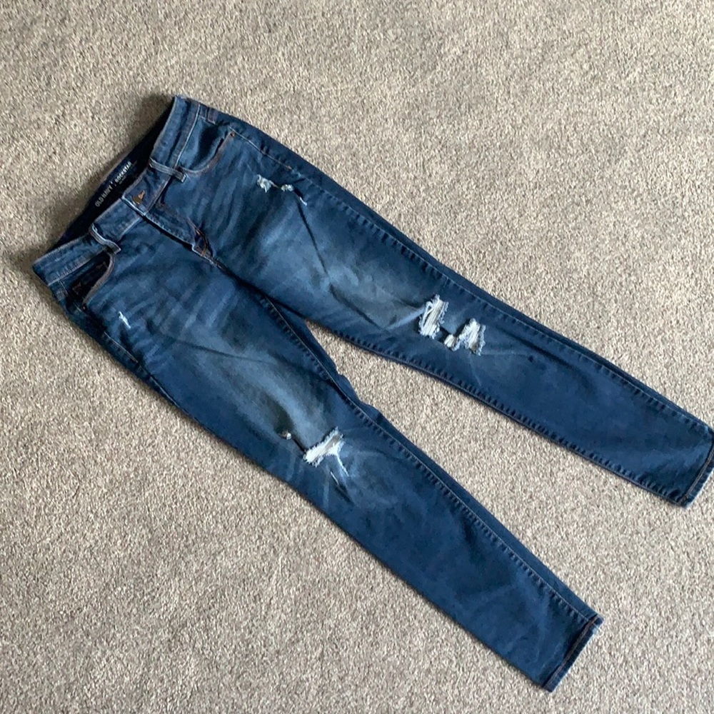 Old Navy Medium Wash Distressed Rockstar Denim Jeans